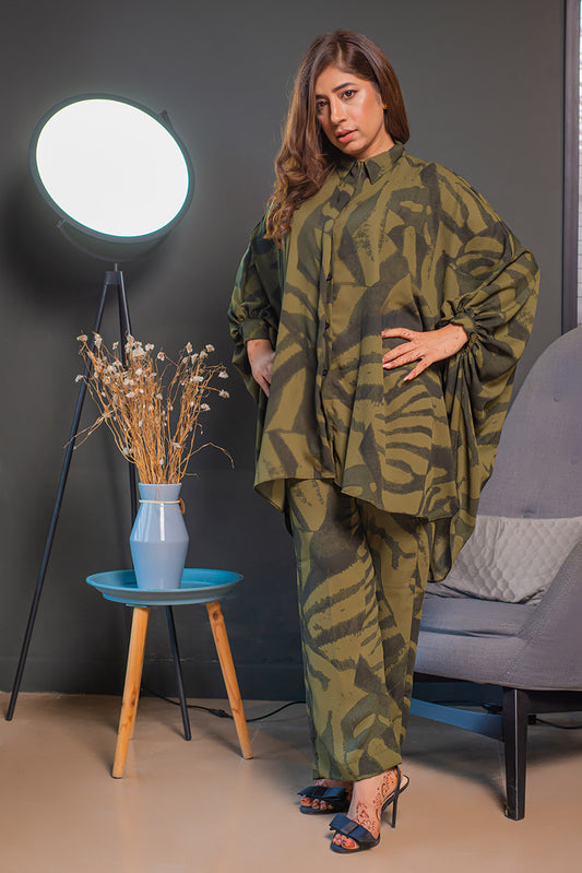ONE WOMAN ARMY